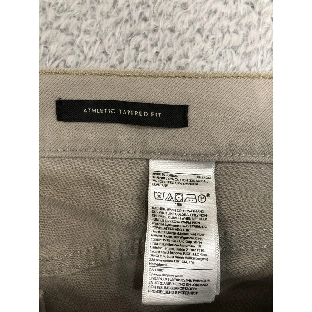 Banana Republic Pants 35x30 (Tag 33x30) Beige Traveler Athletic Tapered Fit